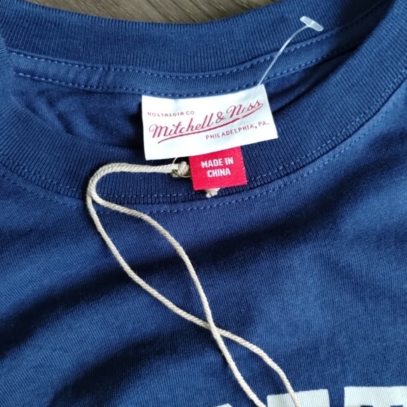 Medium Large Mens Mitchell & Ness Georgetown Hoyas Champ City Tee Shirt - Picture 7 of 11